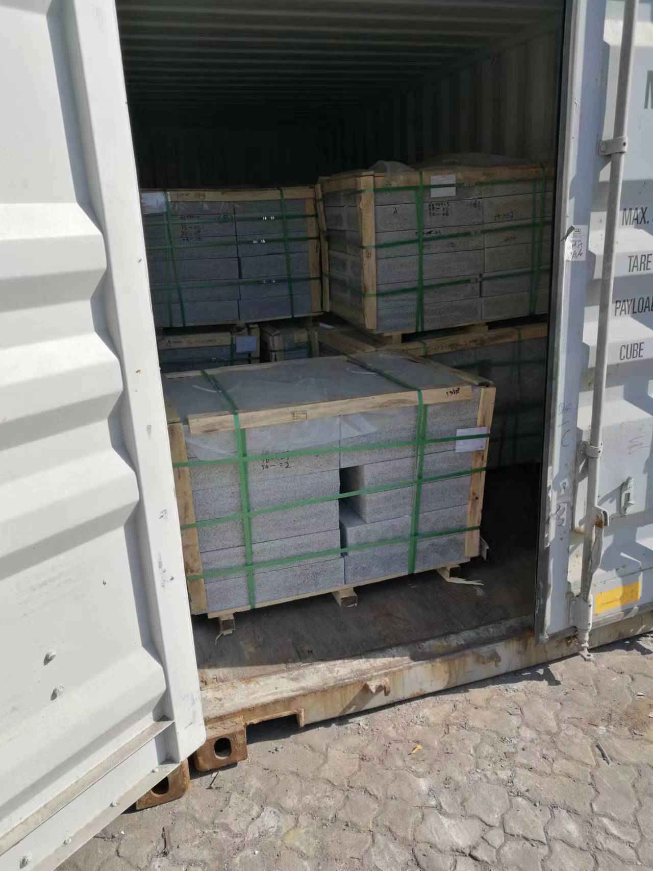 木材、鋼材散雜貨訂艙